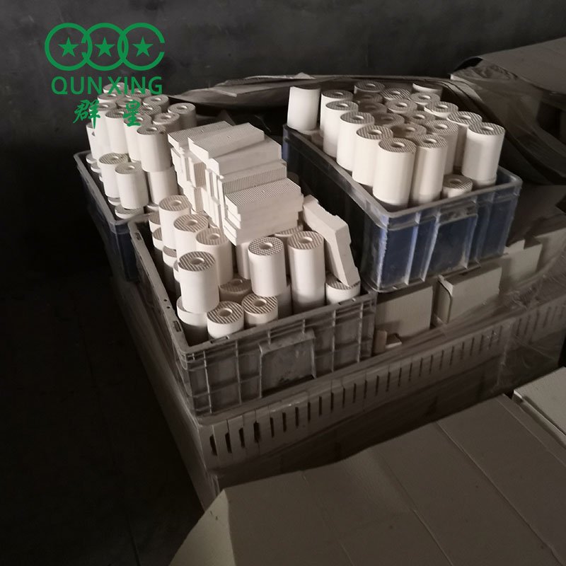 拥有了一支具有深厚理论和实践经验的高